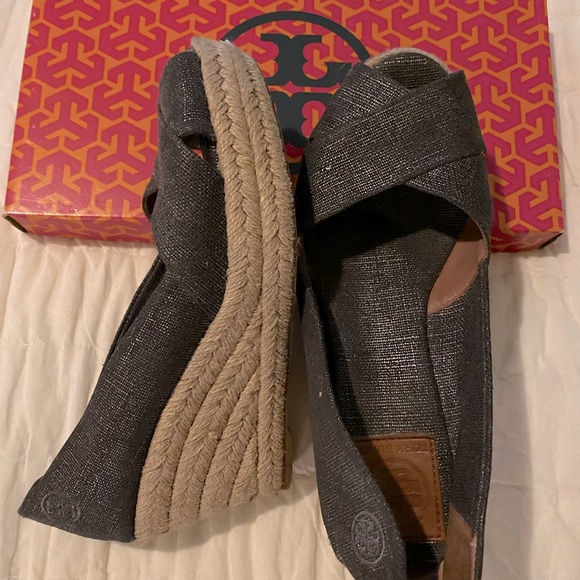 Tory Burch wedge espadrilles size 7 - Picture 3 of 5
